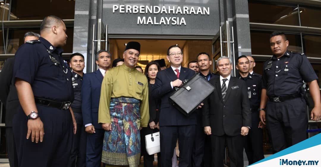 How Is Budget 2019 Going To Deal With The RM1 Trillion 